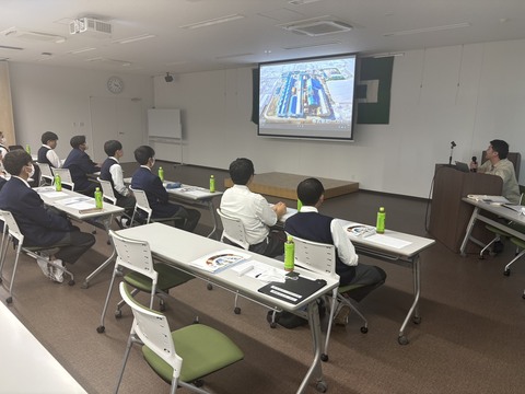 1765283799865 1765283799865