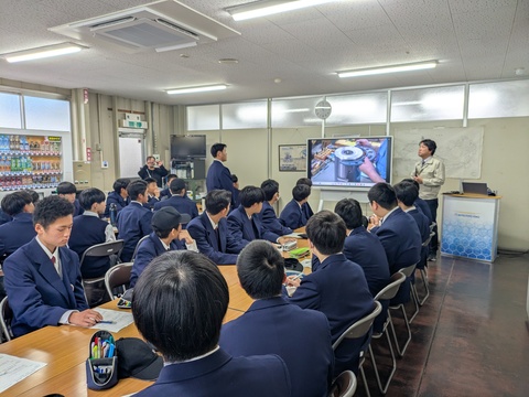 PXL_20251211_025505146 PXL_20251211_025505146